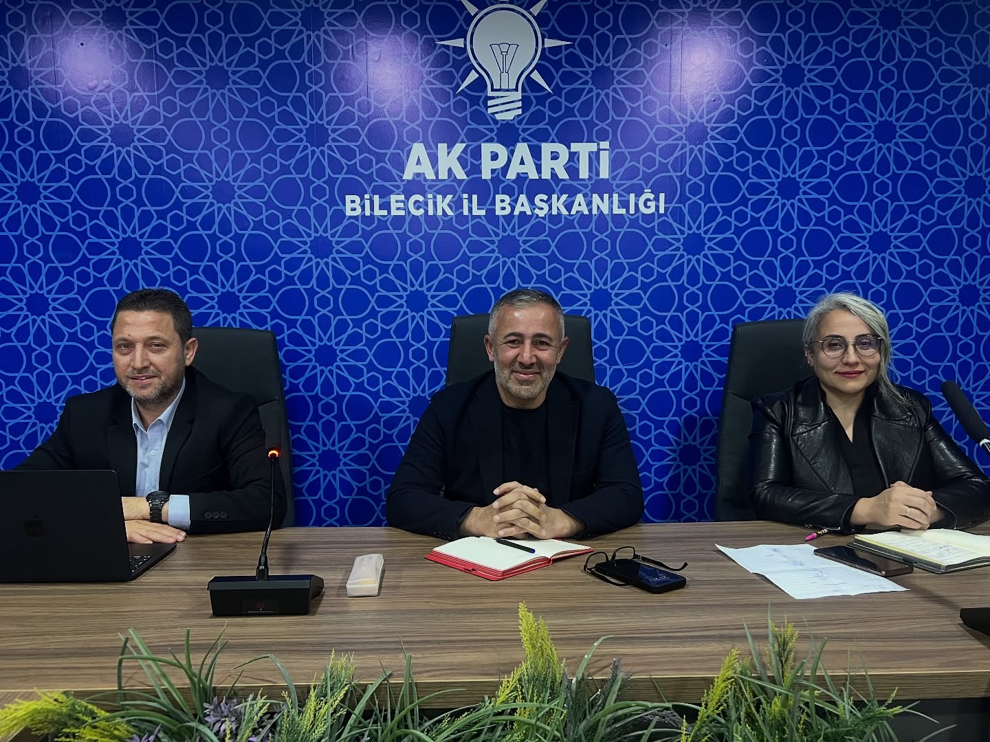 akp1.jpg