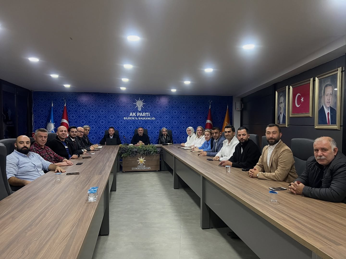 akp2.jpg