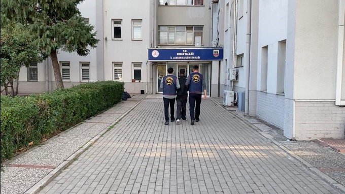 Aranan Uyuşturucu Taciri Jasat Tarafından Yakalandı