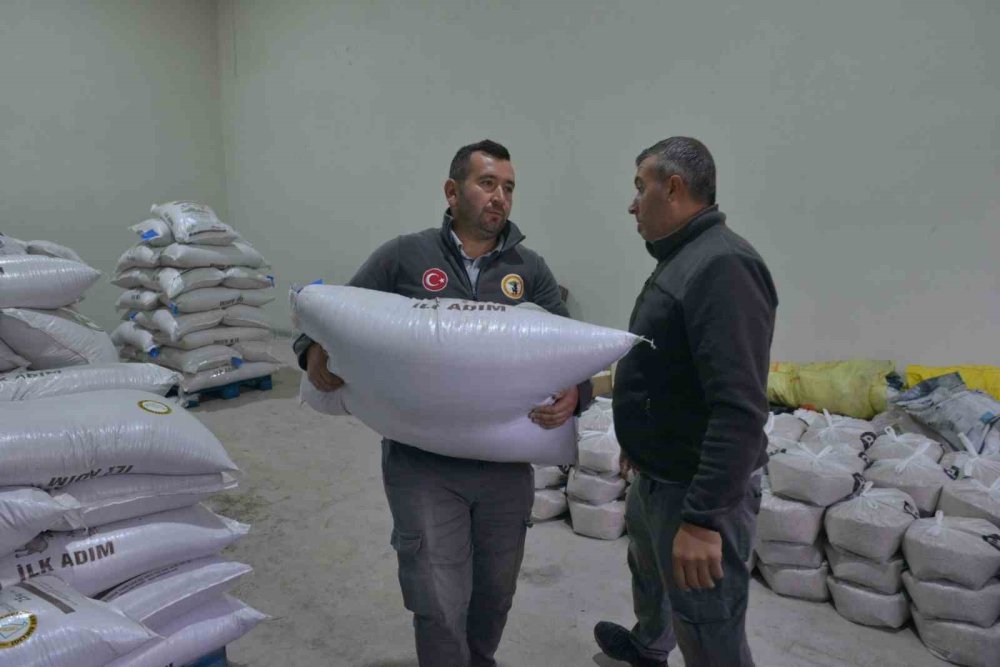 Çiftçilere Tohum Desteği