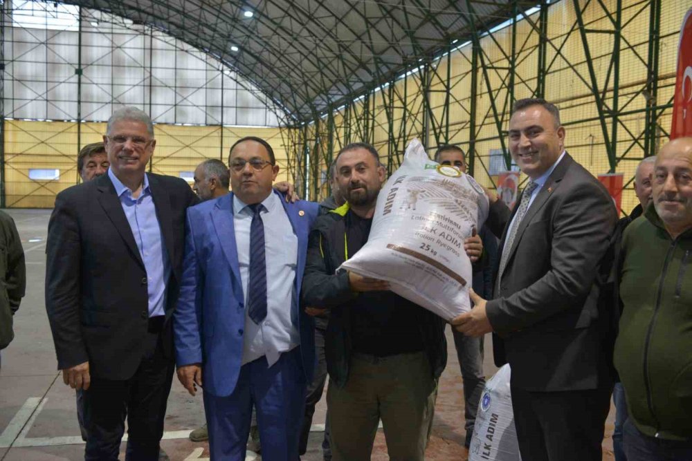 Çiftçilere Tohum Desteği
