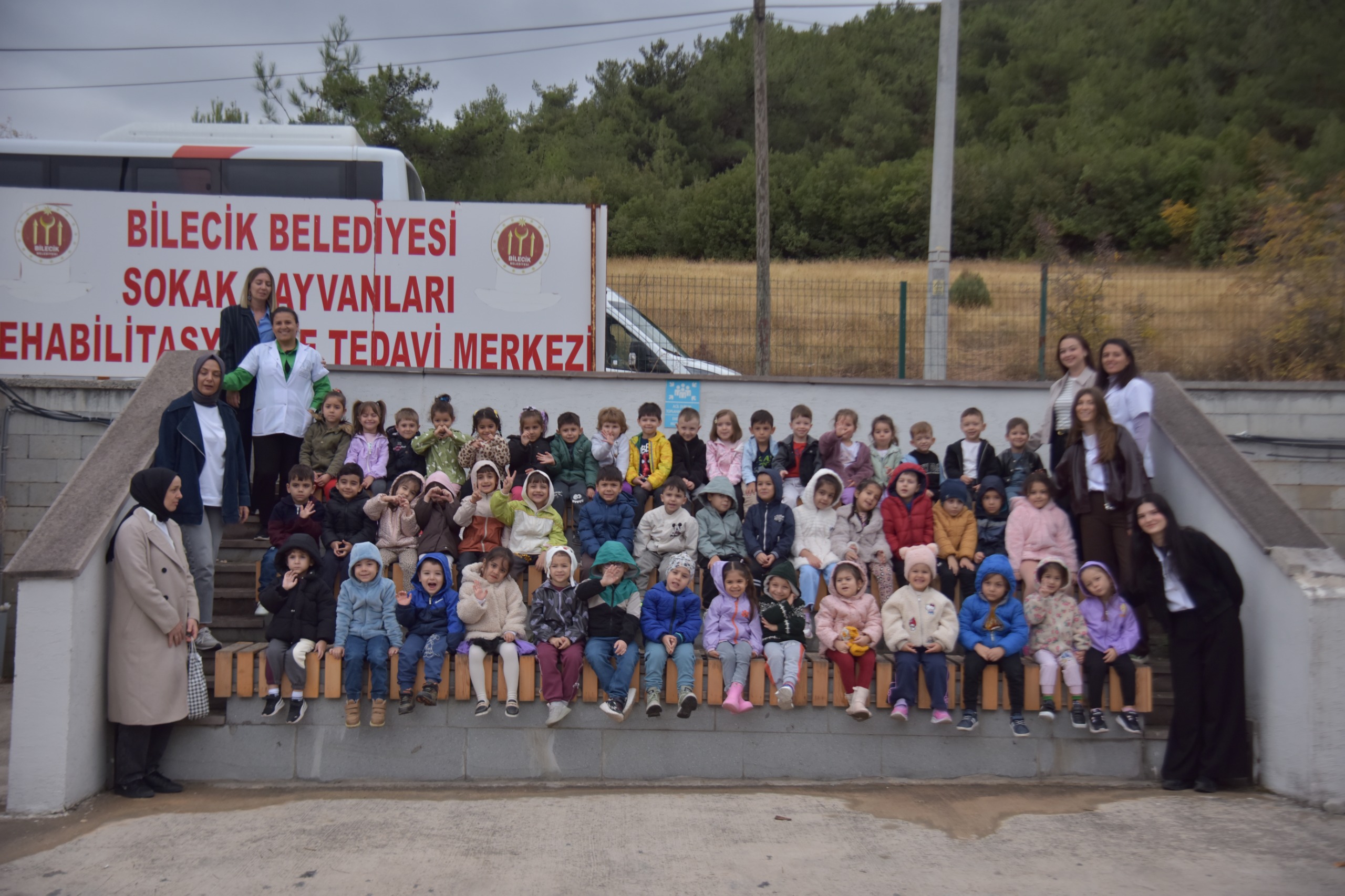 cocuklara-hayvan-sevgisi-kazandirdilar-3.jpg