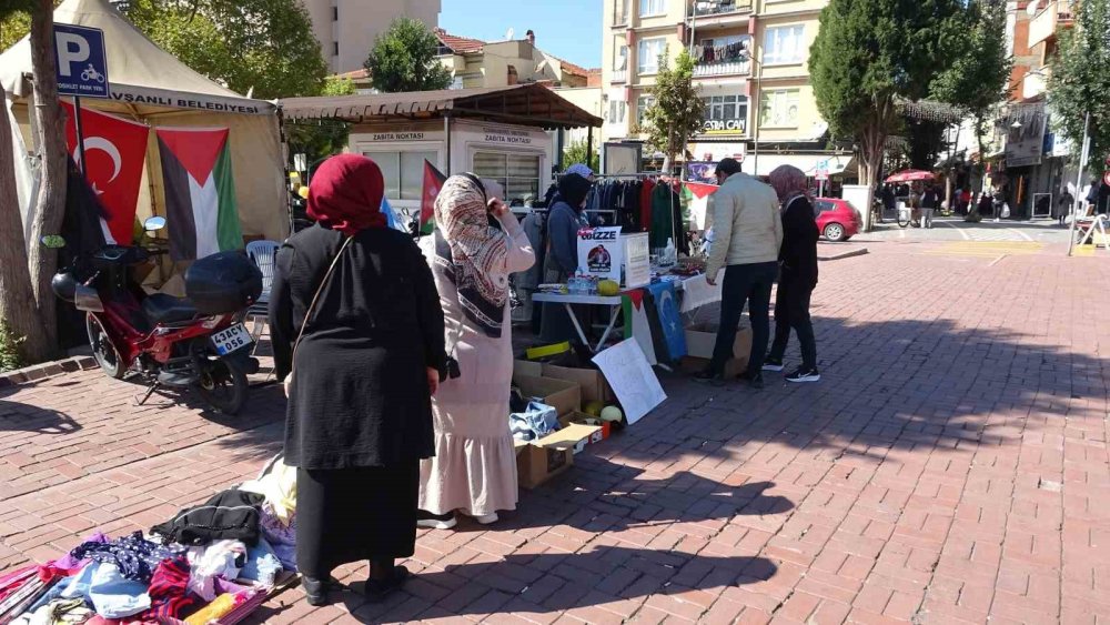 Giysi Satışlarından Elde Edilen Gelir Gazze’deki Çocuklara Umut Olacak