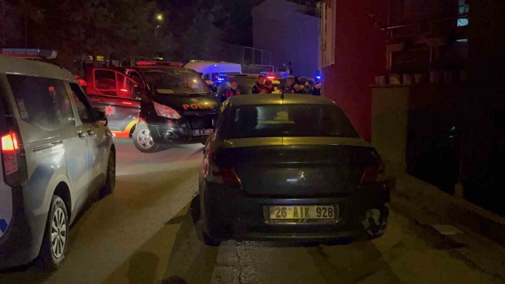 Polisten Kaçan Ehliyetsiz Sürücü Ve Babasına 57 Bin TL Para Cezası