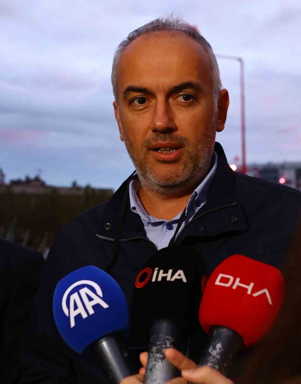 Erken Teşhis İçin Sokak Lambaları Pembe Yanıyor