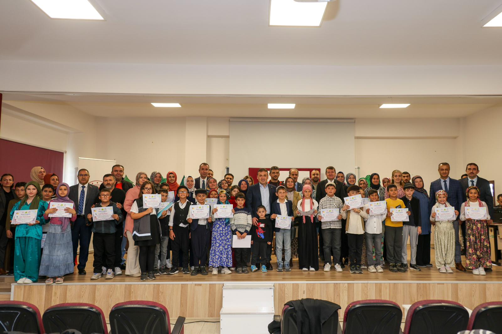 lider-cocuk-tarim-kampi-kapanis-programi-gerceklestirildilider-cocuk-tarim-kampi-kapanis-programi-gerceklestirildi3.jpg