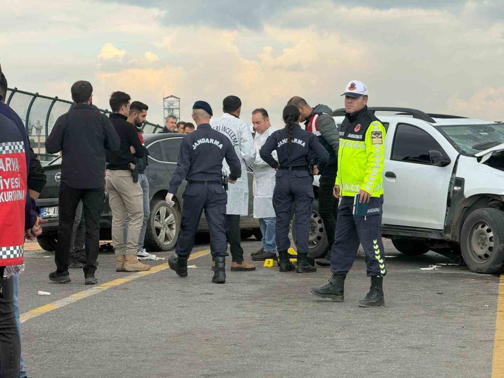 Otoyol Üzerindeki Köprüde Feci Kaza: Göreve Giden 2 Jandarma Şehit Oldu