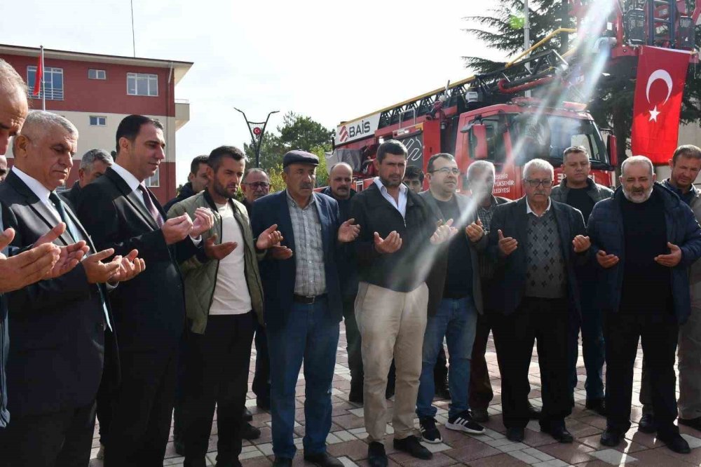 Yeni İtfaiye Aracı Hizmete Alındı