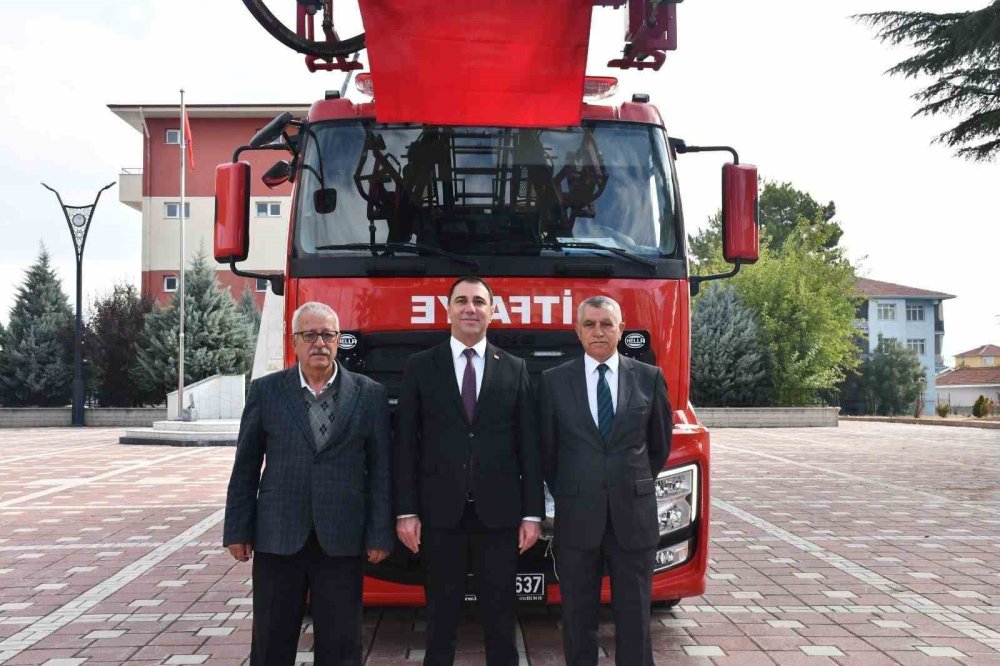 Yeni İtfaiye Aracı Hizmete Alındı