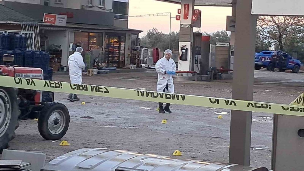 Benzinlikte Silahlı Çatışma: 1 Ölü, 1 Yaralı