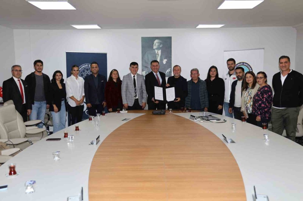 BUÜ'den "Özel Çocuklar" İçin İş Birliği