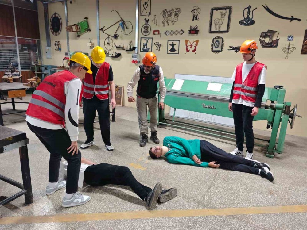 Gerçeğini Aratmayan Tatbikat