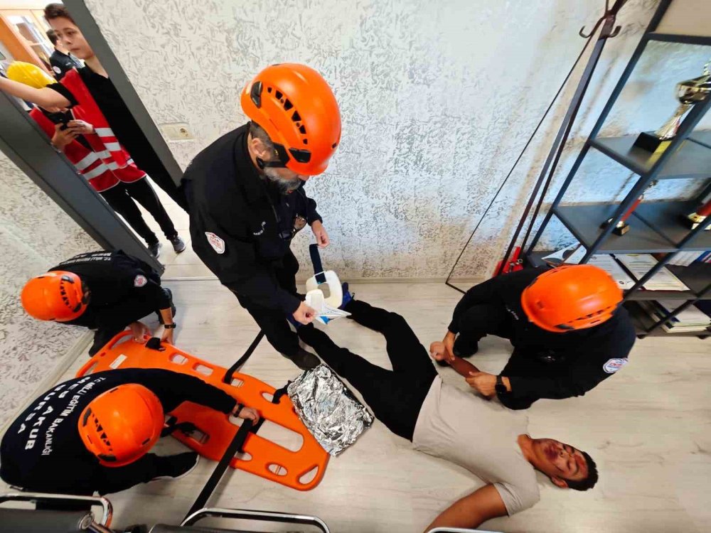Gerçeğini Aratmayan Tatbikat