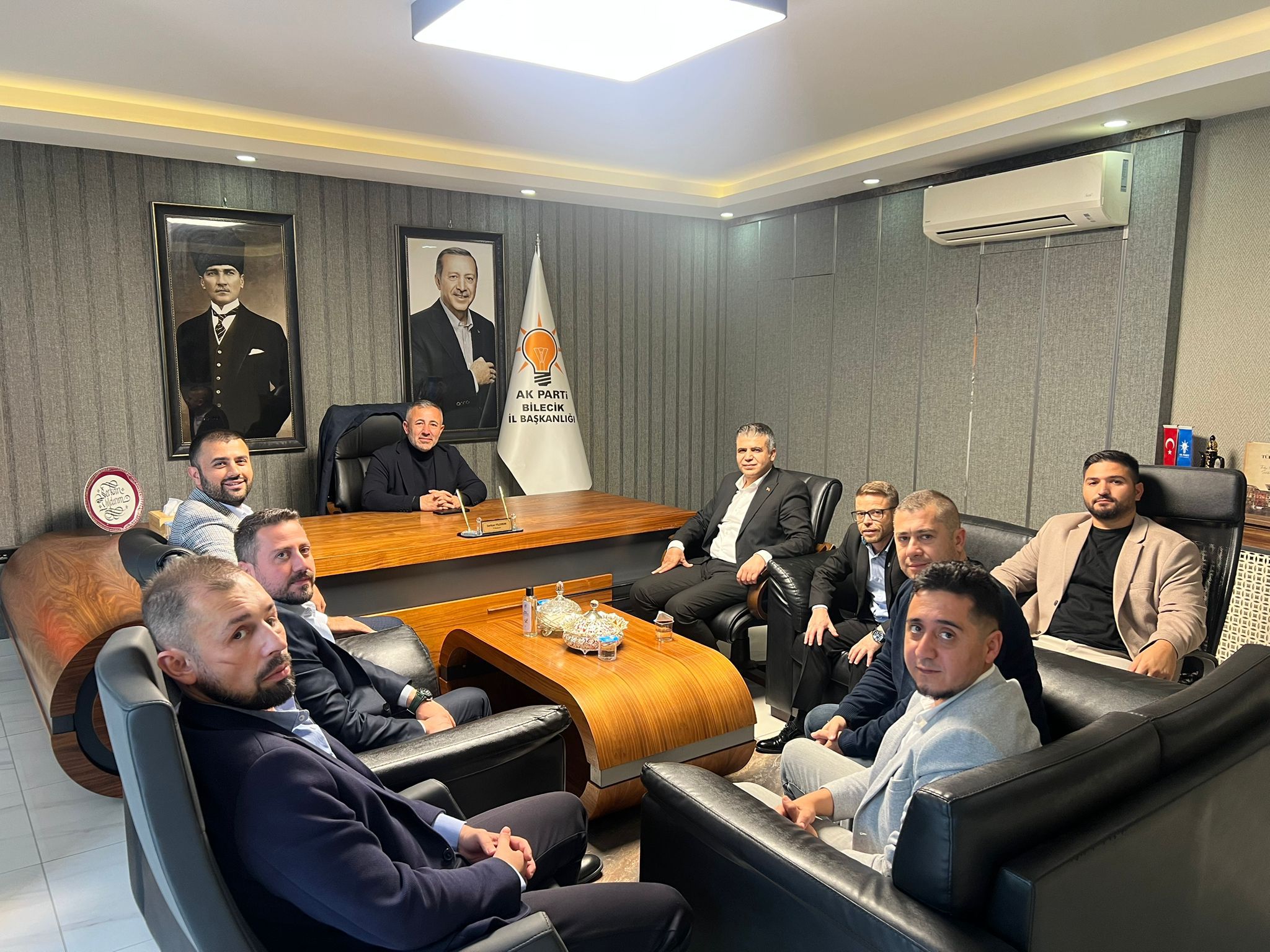 1efeb6de-9e04-4ba1-91dd-2e854fa1a7f9.jpg