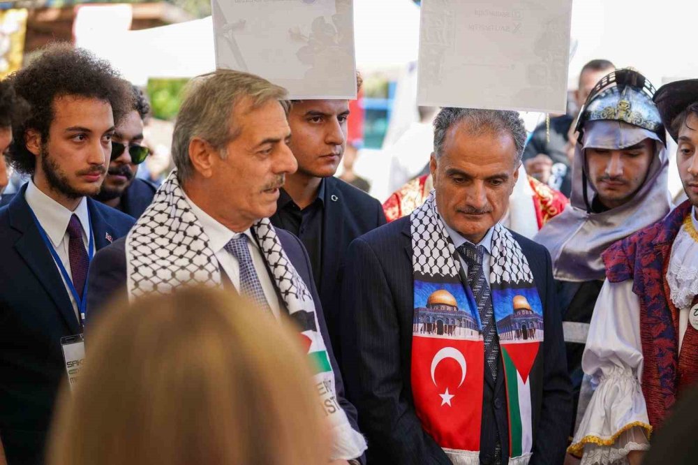 Kampüste Festival Havası: Topluluk Tanıtım Günleri Başladı