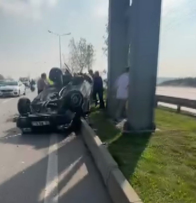 Takla Atan Otomobil Ters Durdu