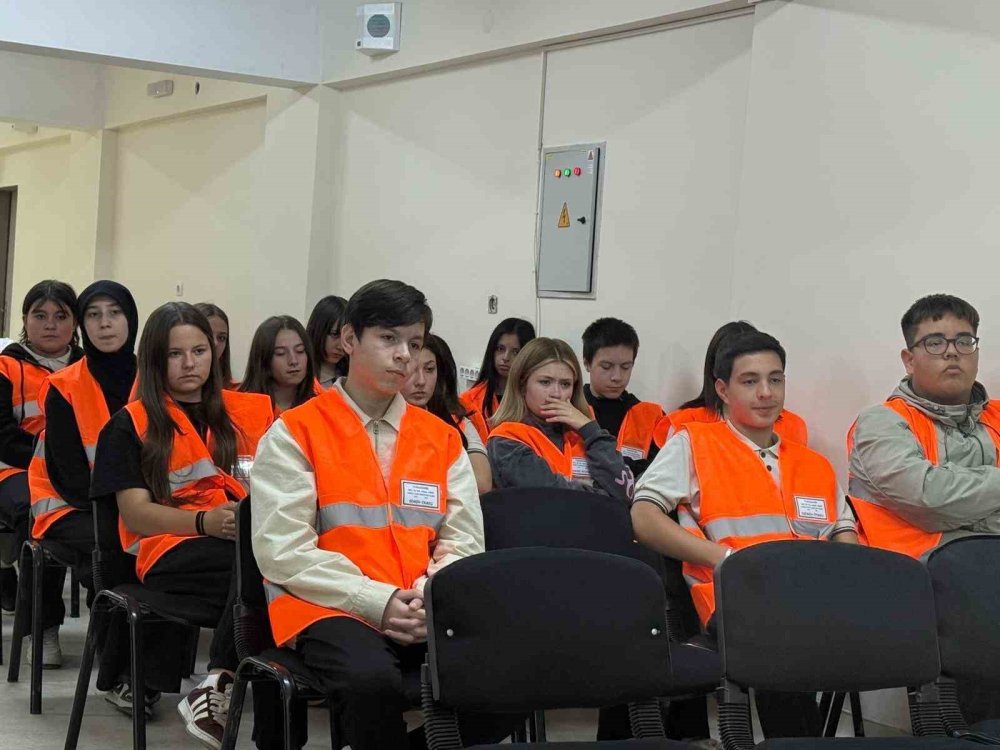 Tapu Kadastro Öğrencilerine Kariyer Dersi