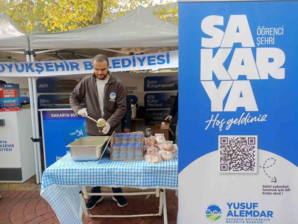 Üniversiteli Gençlerin İçini Isıtan Hareket