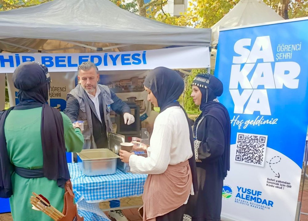 Üniversiteli Gençlerin İçini Isıtan Hareket