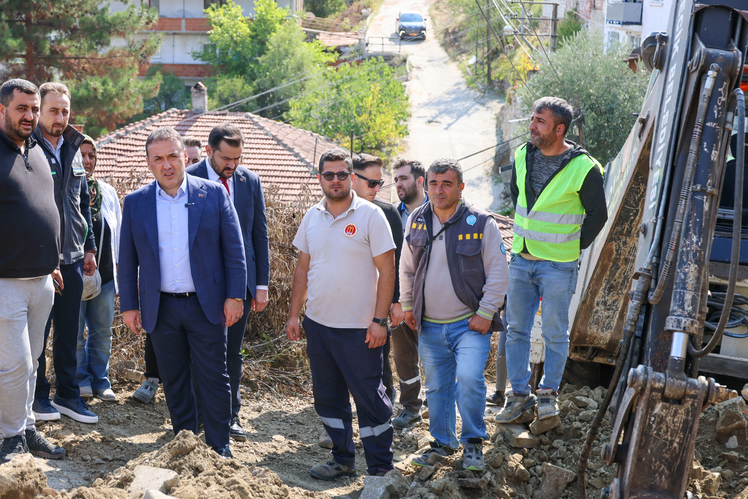 vali-sozerden-istasyon-mahallesinde-inceleme-2.jpeg