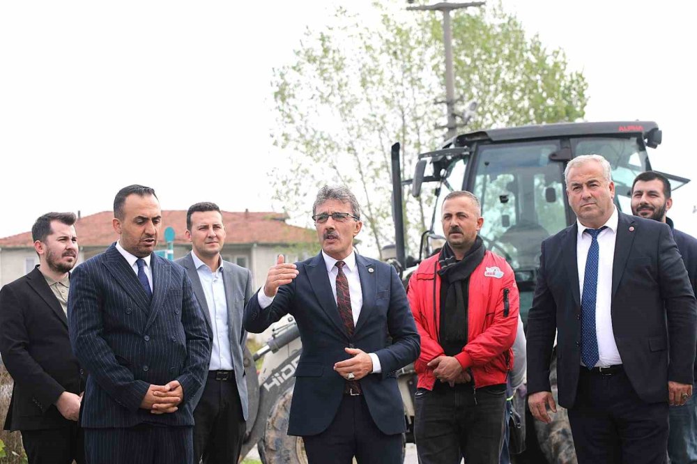 Yıl Sonuna Kadar 30 Bin Ton Asfalt Atılacak