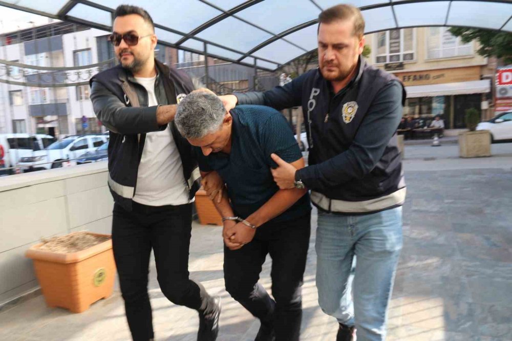 Markette Çocuğunu Tekmeleyen Baba Adliyeye Sevk Edildi
