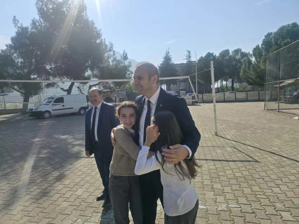 Minik İtfaiyeciler Yangın Güvenliğini Öğrendi
