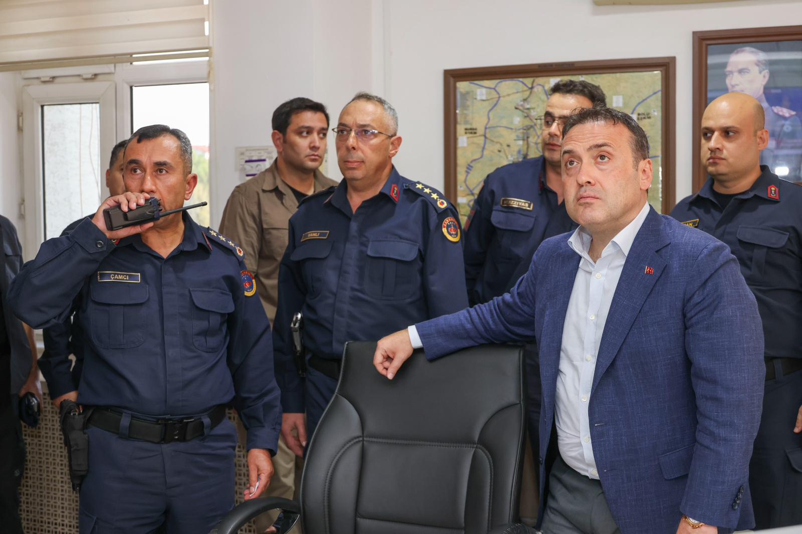 vali-sozerden-il-jandarma-komutanligina-ziyaret3.jpg