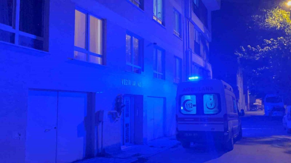 Yaşlı Adam Evinde Ölü Bulundu
