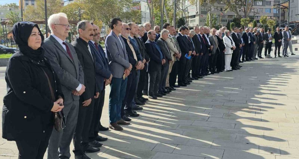 "Muhtarlarımız Demokrasimizin Temel Taşıdır"