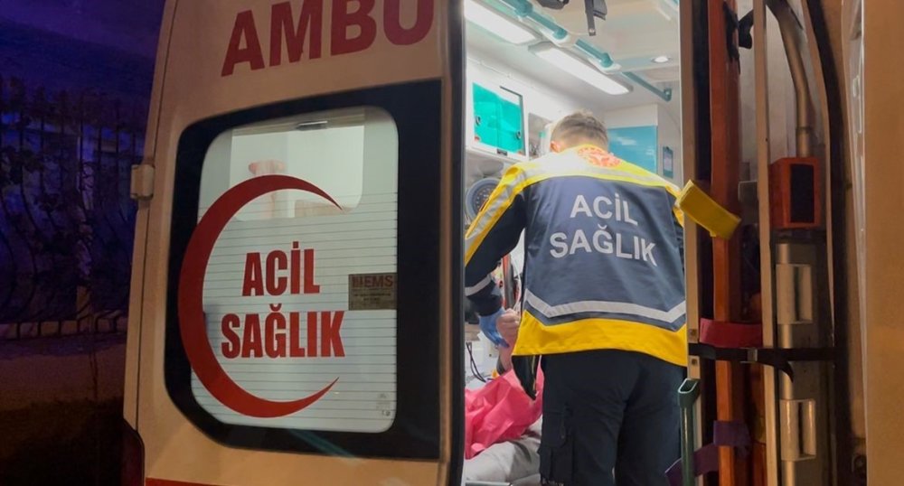 80’lik Vatandaşların İçki Gecesi Hastanede Bitti