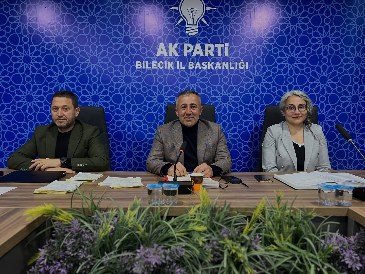 akp1.jpg