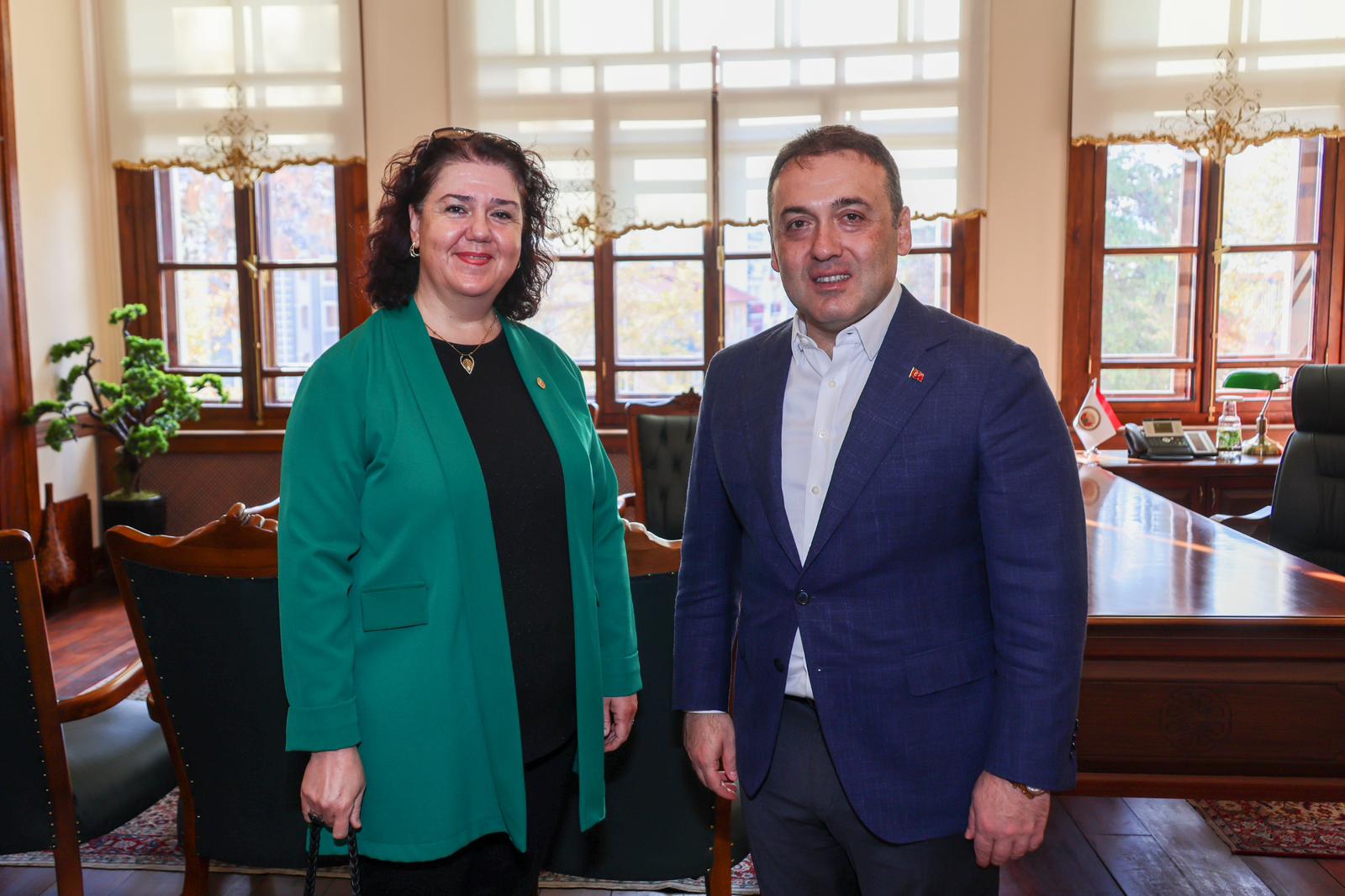 vali-sozer-muhtarlarla-bir-araya-geldi1.jpg