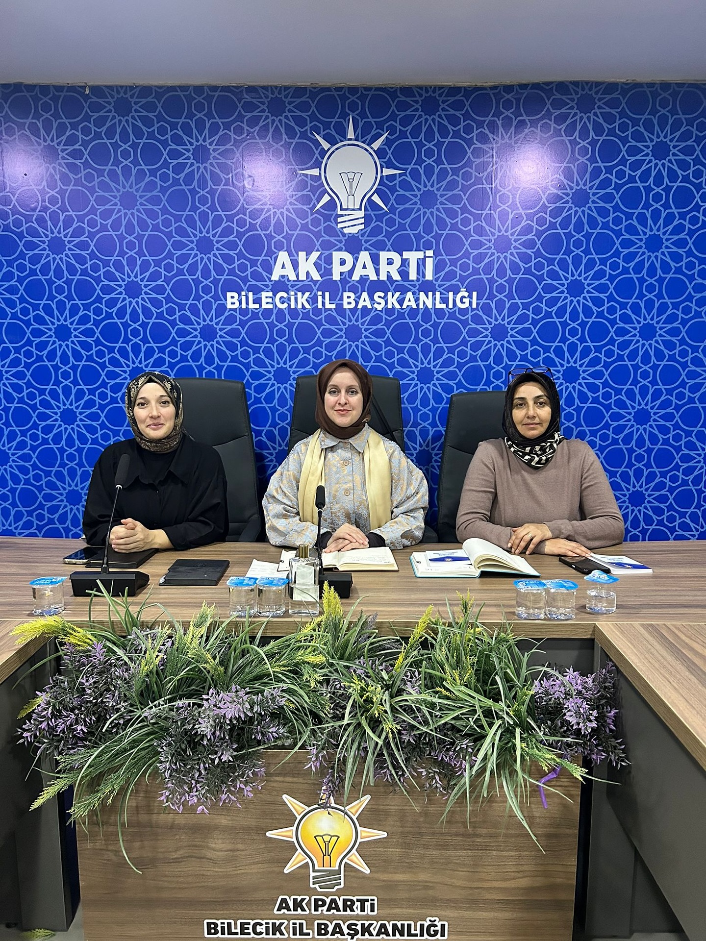akp1.jpg