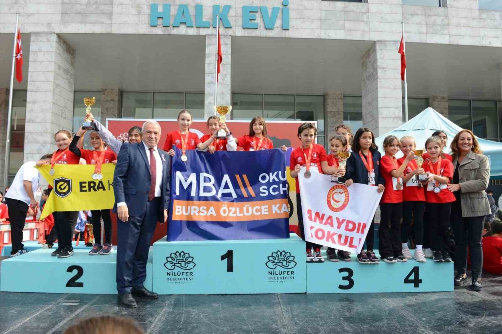 Dereceye Girenler Ödüllendirildi