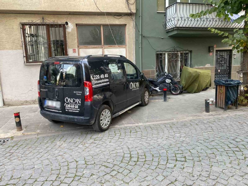 Duyarsız Sürücüler Trafik Kurallarını Hiçe Sayıyor