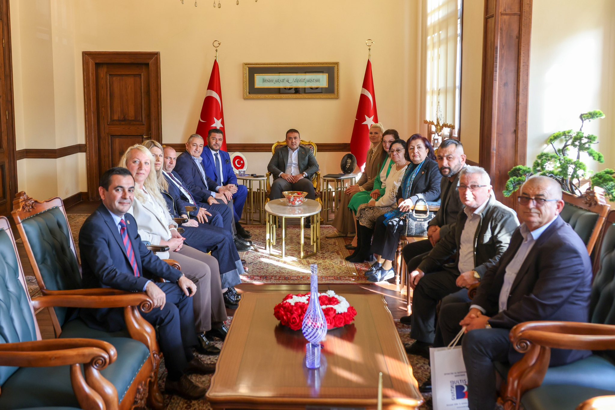kardes-belediyeden-bilecik-belediyesine-ziyaret-1-001.jpg