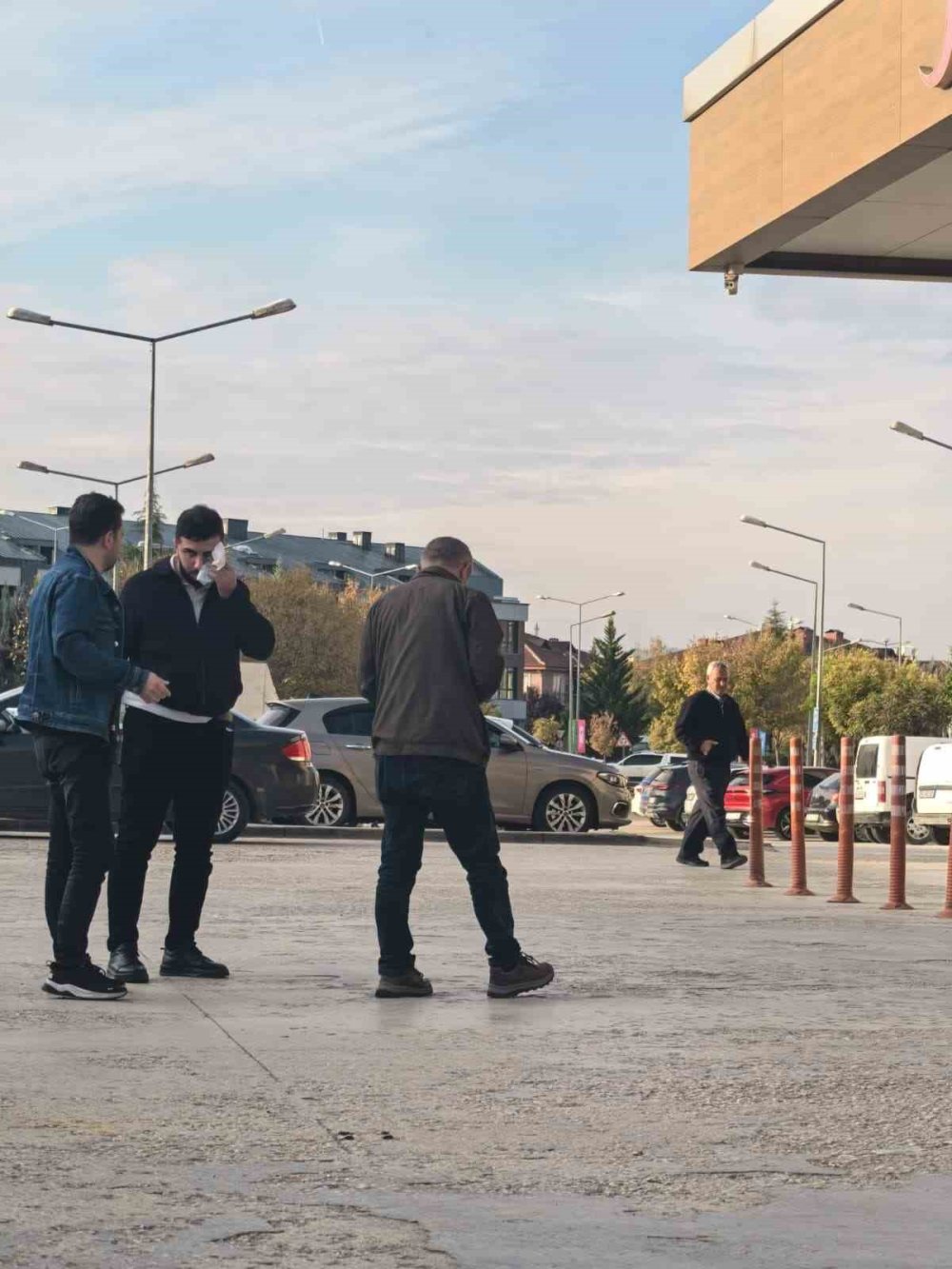 Patentli Ürün Kavgasında 6 Kişi Yaralandı