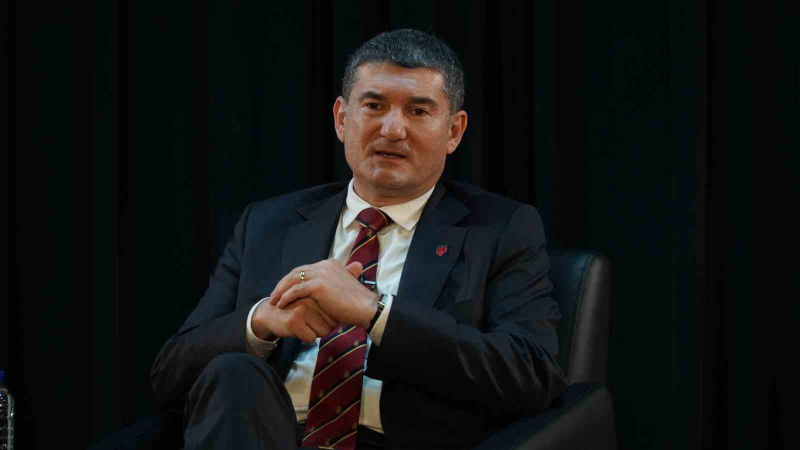 acilis-dersi-prof-cagri-erhan.jpg