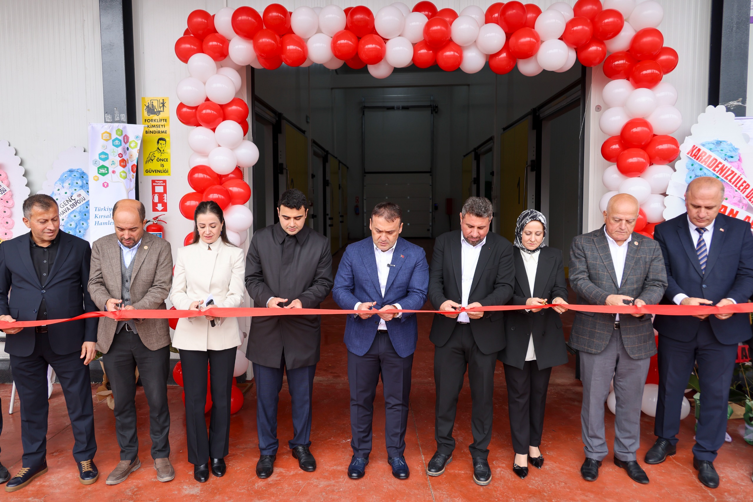 erkesli-soguk-hava-deposu-acildi.jpg