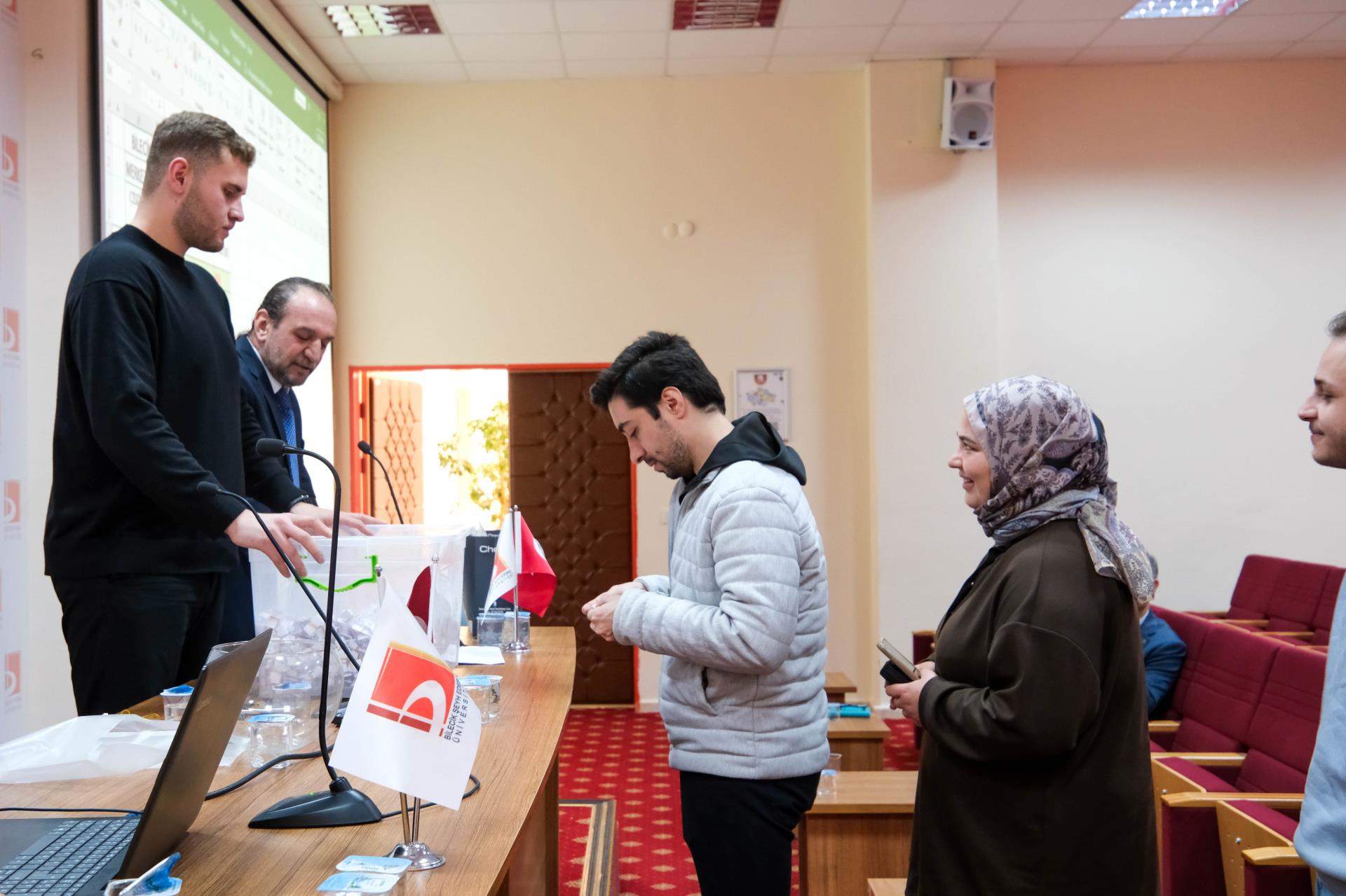 kuralar-cekildi1.jpg