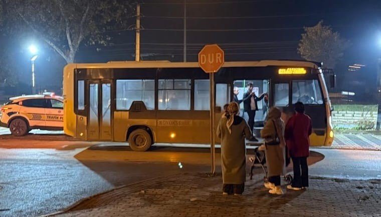 Otobüsün Çarptığı Adam Ağır Yaralandı