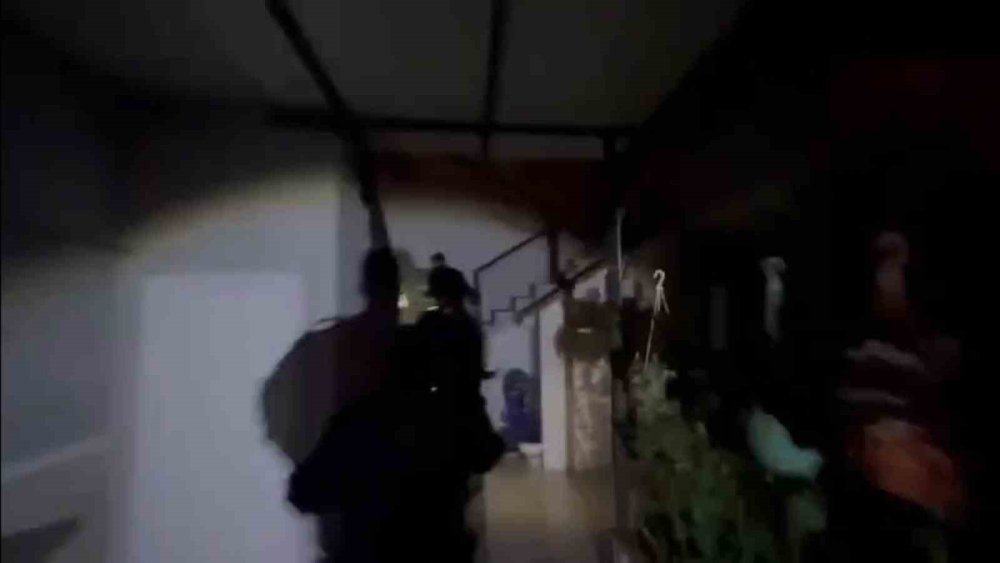Uyuşturucu Tacirlerine Nefes Kesen Operasyon: 3  Şüpheli Tutuklandı