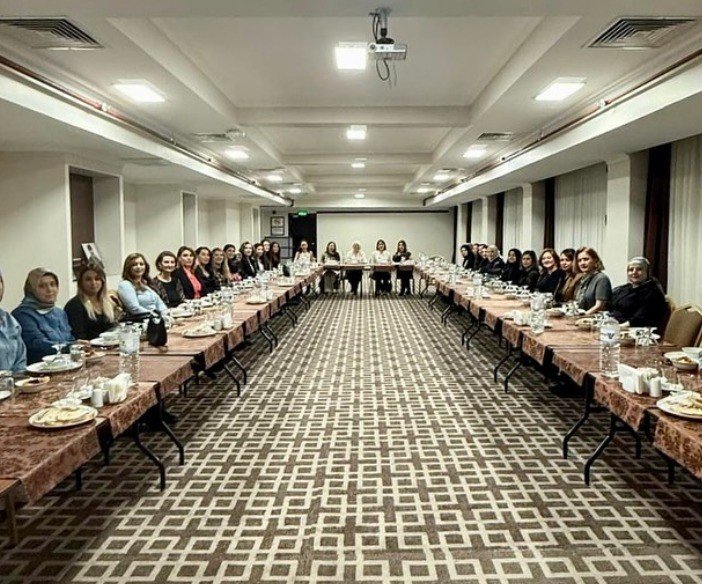 Polis Eşleri Derneği’nden Üye Buluşması