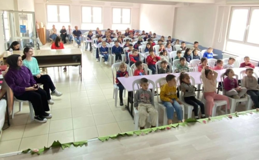 Öğrenciler 112 Acil Çağrı Merkezi Hakkında Bilgilendirildi
