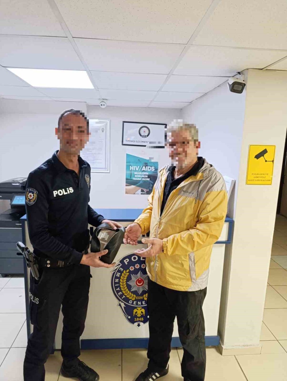 Polis, Kaybedilen 200 Bin TL’yi Sahibine Ulaştırdı