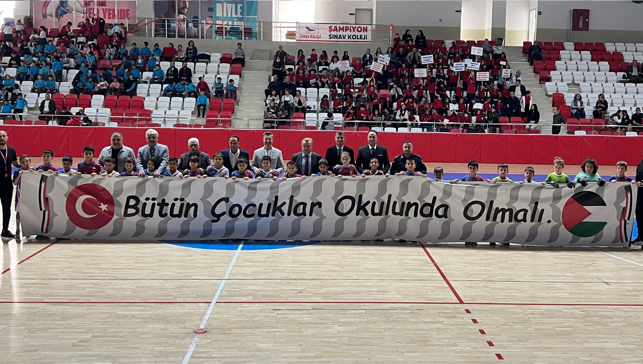 futsal1.jpg