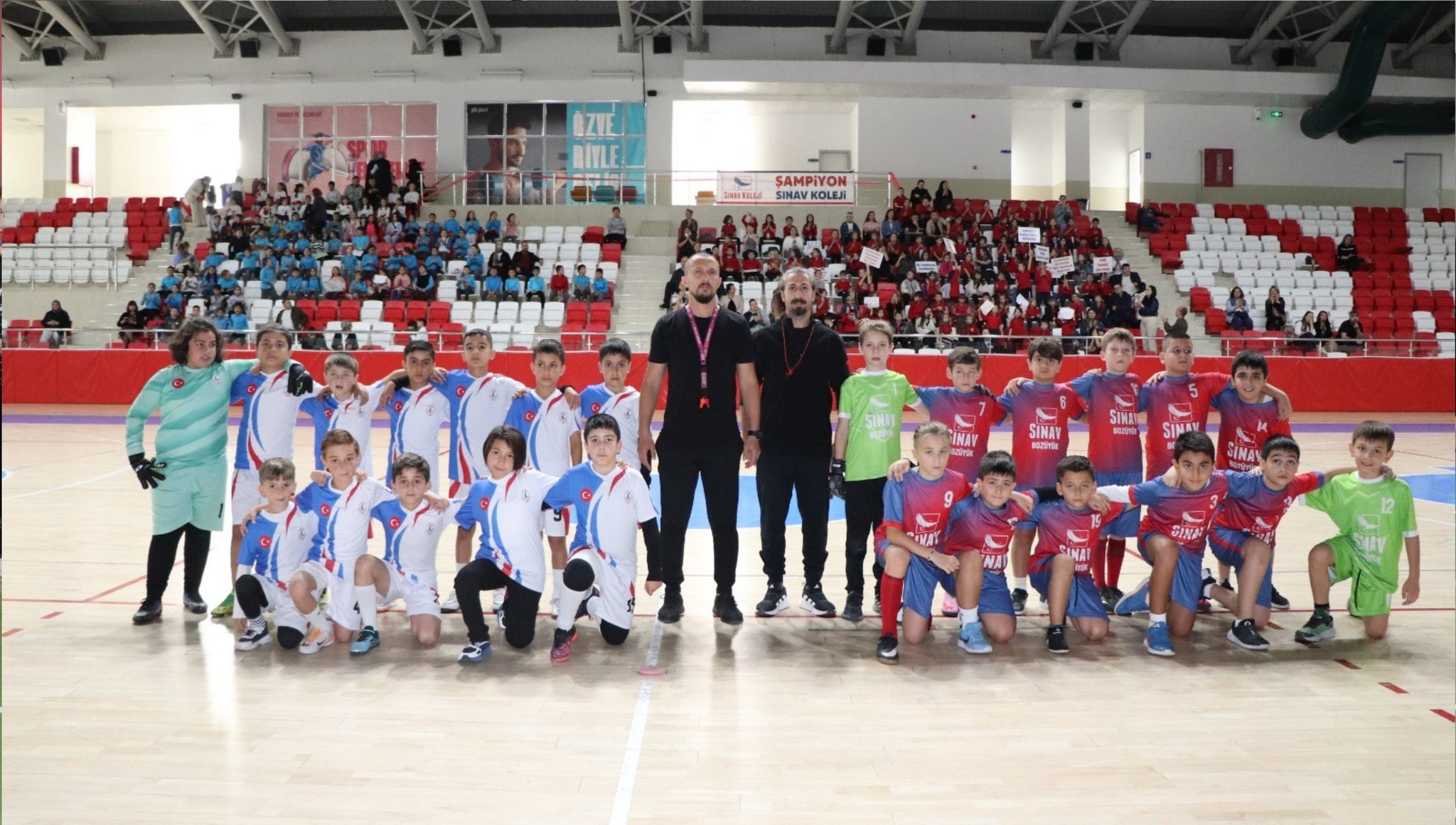 futsal2.jpg