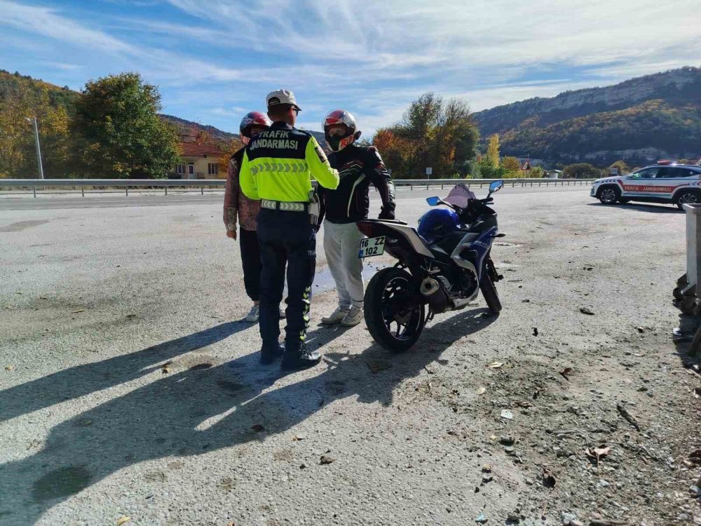 Jandarmadan Motosiklet Ve Motorlu Bisiklet Denetimi