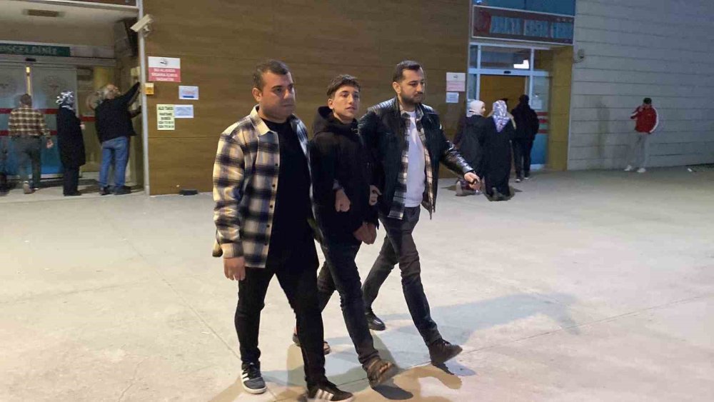 8 Ayrı Suçtan Aranan Şüpheli Çalıntı Motosikletle Yakalandı